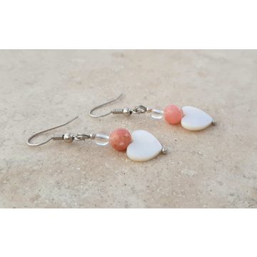 Rózsaopál kristályokból és Kagylóhéj szivecskékből 